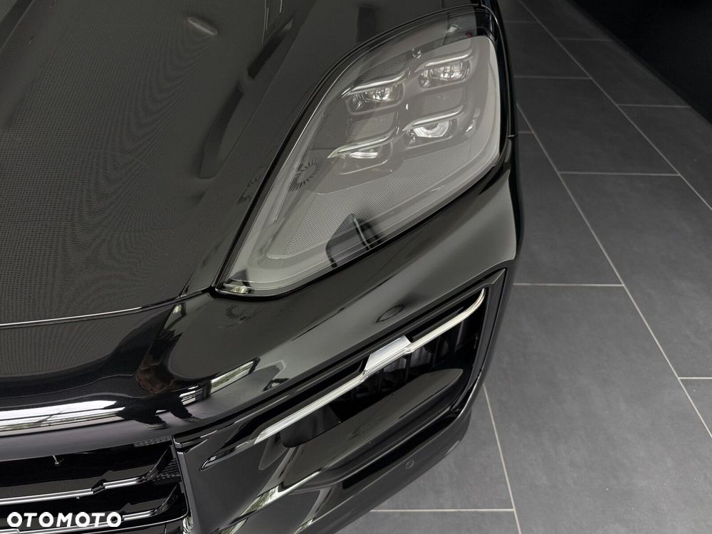 Porsche Cayenne - 9