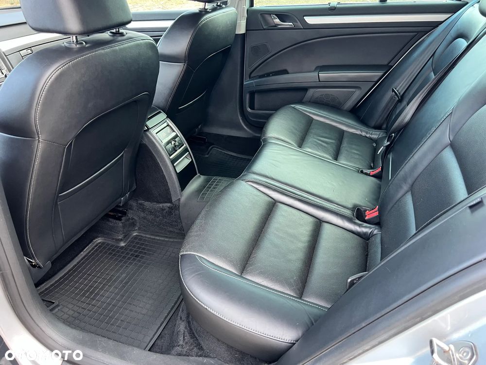 Skoda Superb 2.0 TSI Platinum DSG - 19