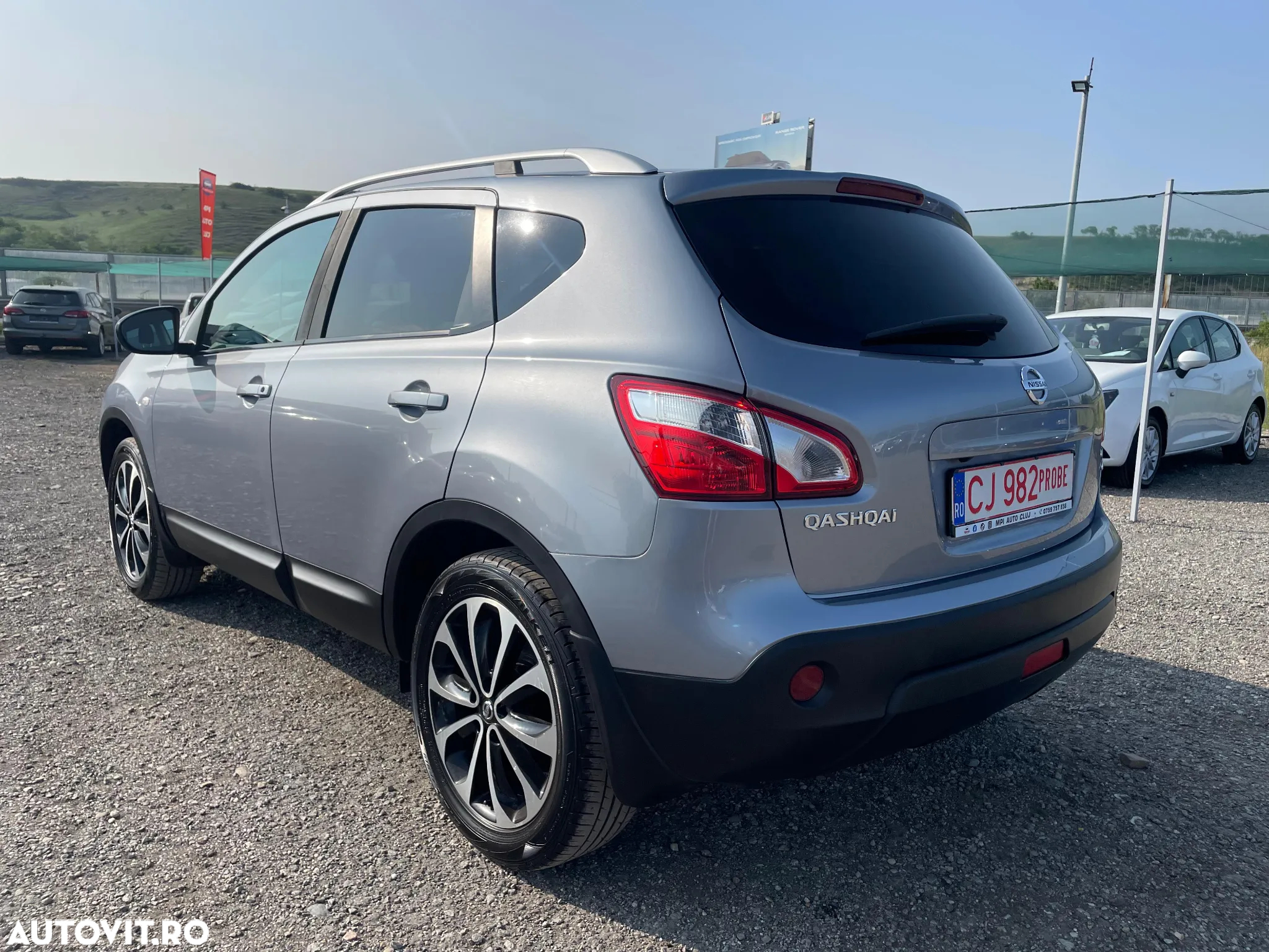 Nissan Qashqai 2.0 DCI 4 x 4 DPF Aut acenta - 6