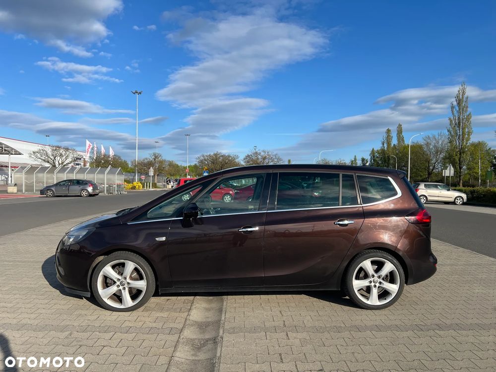 Opel Zafira 2.0 CDTI Cosmo - 3