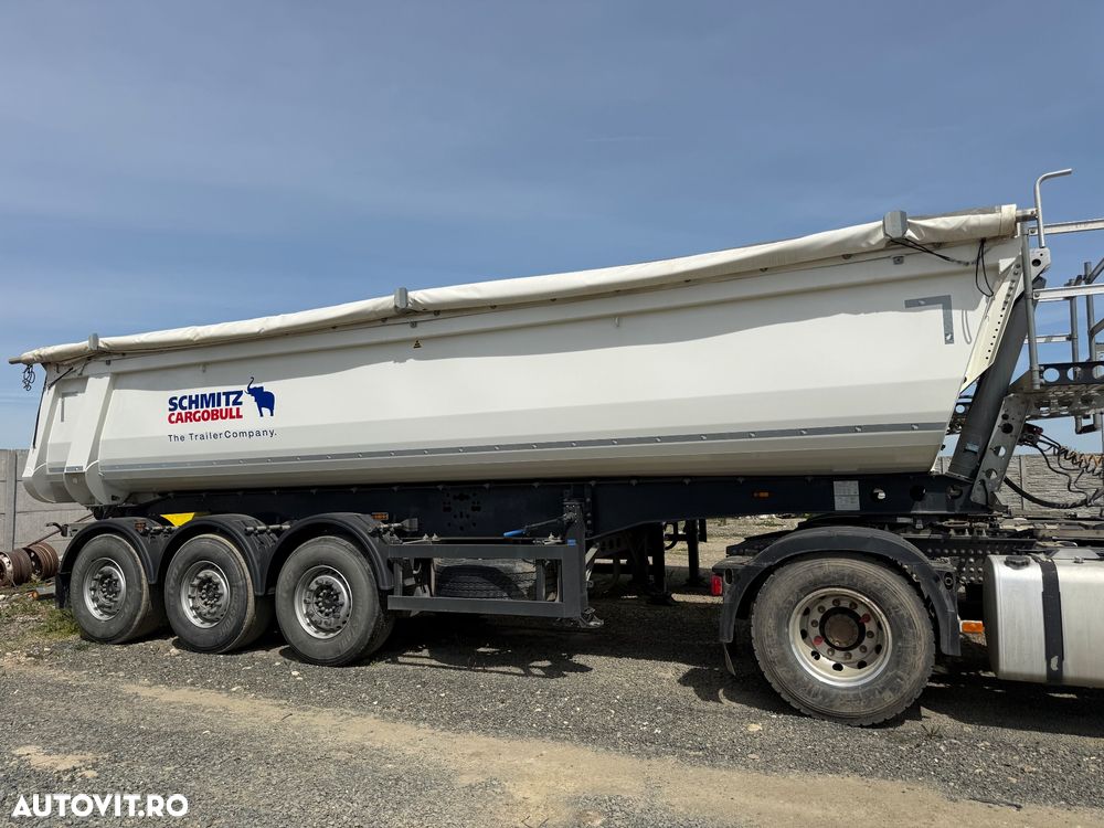 Schmitz CARGOBULL - 1