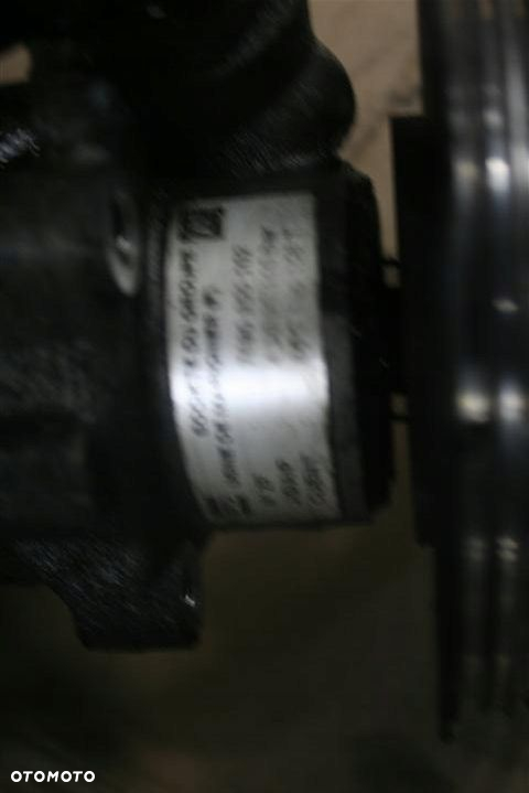 POMPA WSPOMAGANIA VW PASSAT B5 91128 8D0145156T - 2