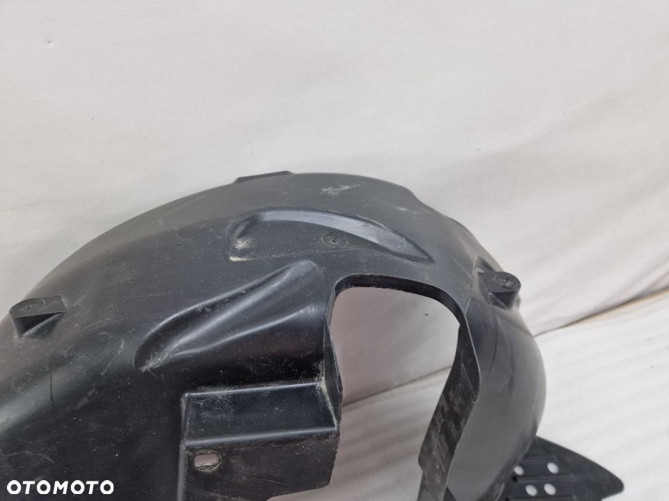 SEAT ARONA 17- PRAWE TYLNE NADKOLE NR 6F9810970F NR AUKCJI N11 - 4