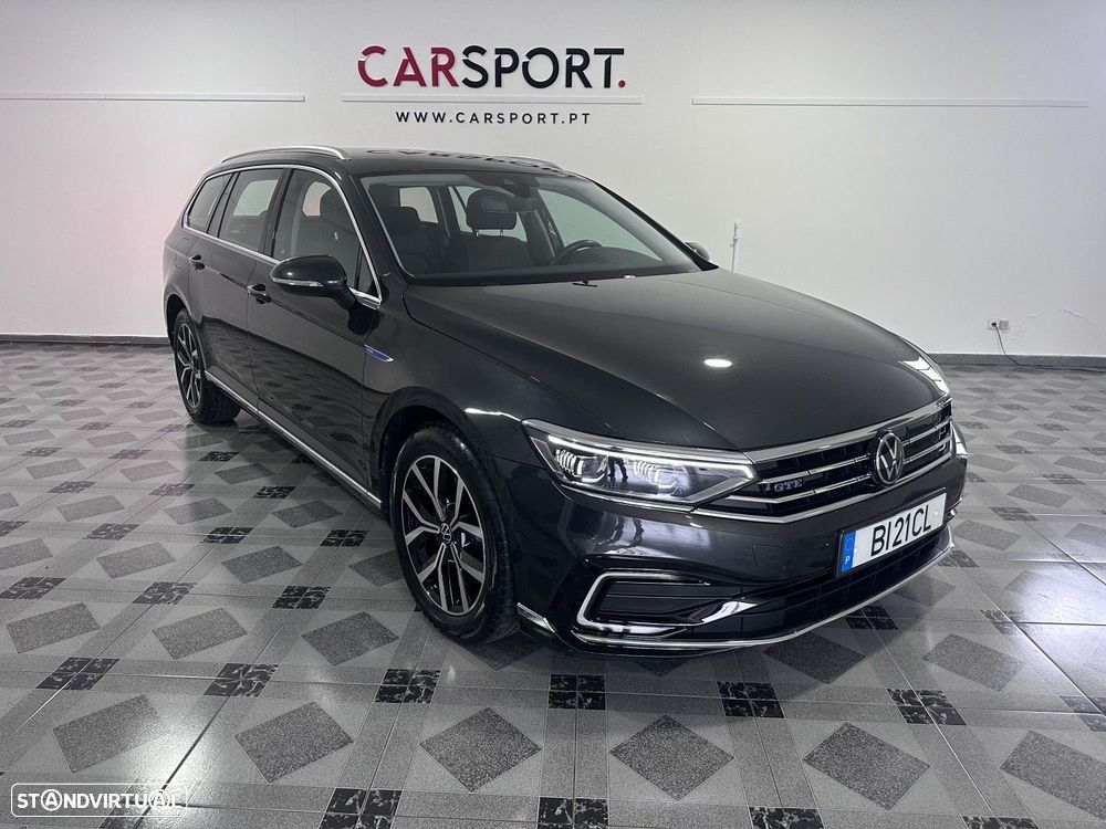 VW Passat Variant - 2