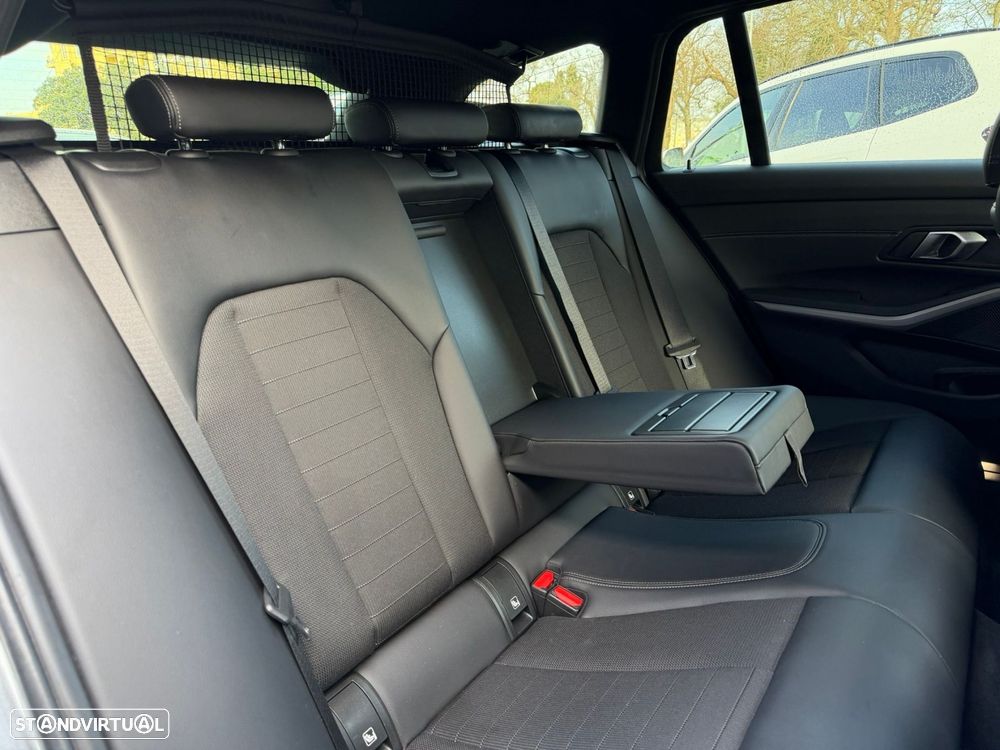 BMW 320 e Corporate Edition Auto - 19