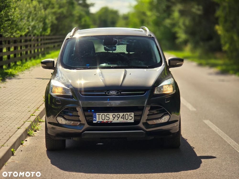 Ford Kuga 2.0 TDCi 2x4 Titanium - 11