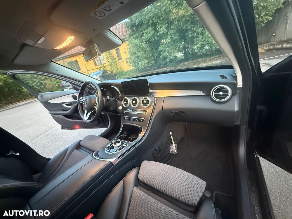 Mercedes-Benz C 220 d Aut - 17