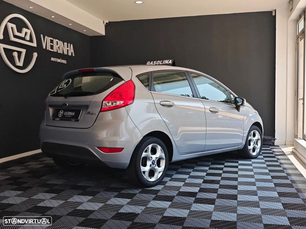 Ford Fiesta 1.25 Titanium - 19