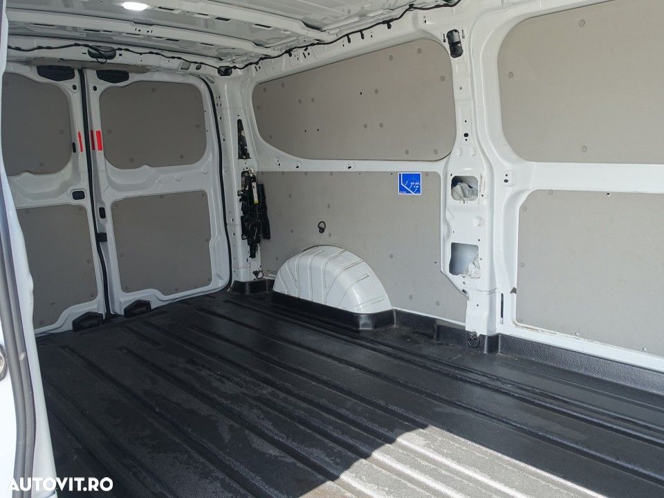 Ford Transit Custom - 19