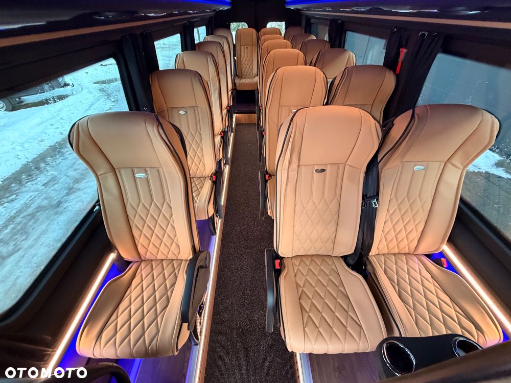 Mercedes-Benz Sprinter 519