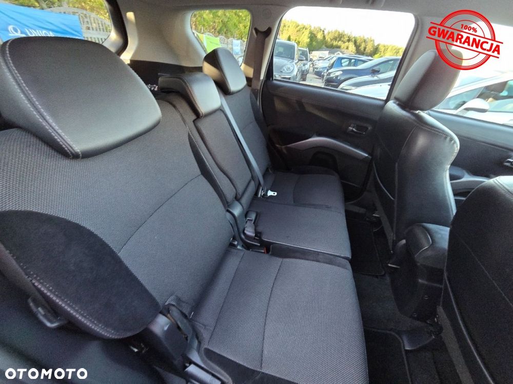 Mitsubishi Outlander - 20