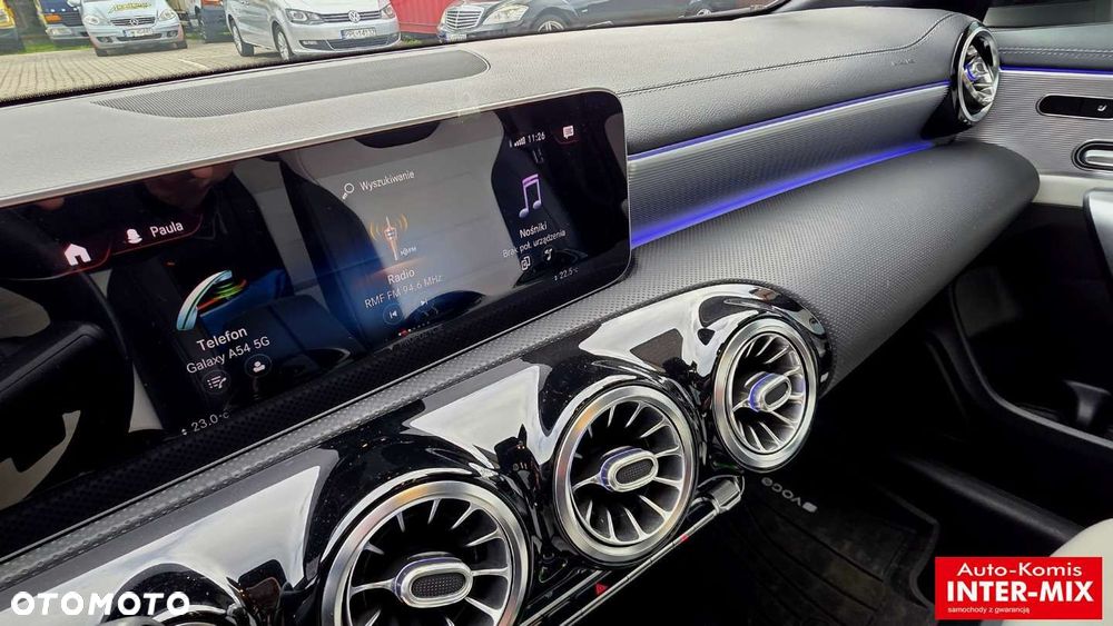 Mercedes-Benz CLA - 33