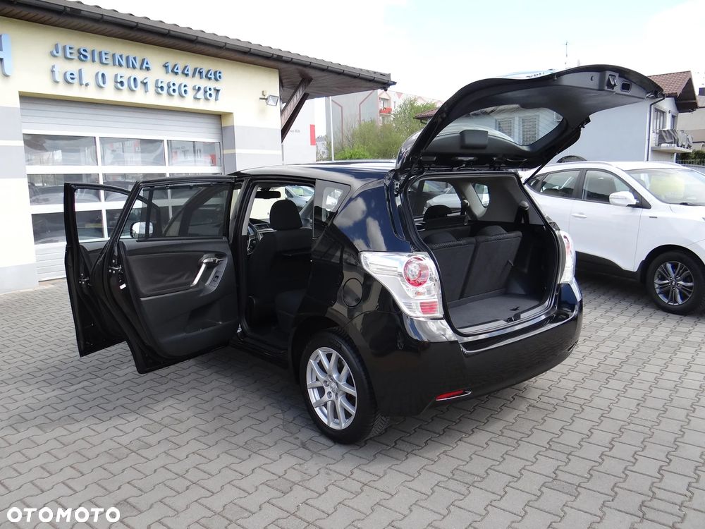 Toyota Verso 1.8 7-Sitzer Skyview Edition - 16