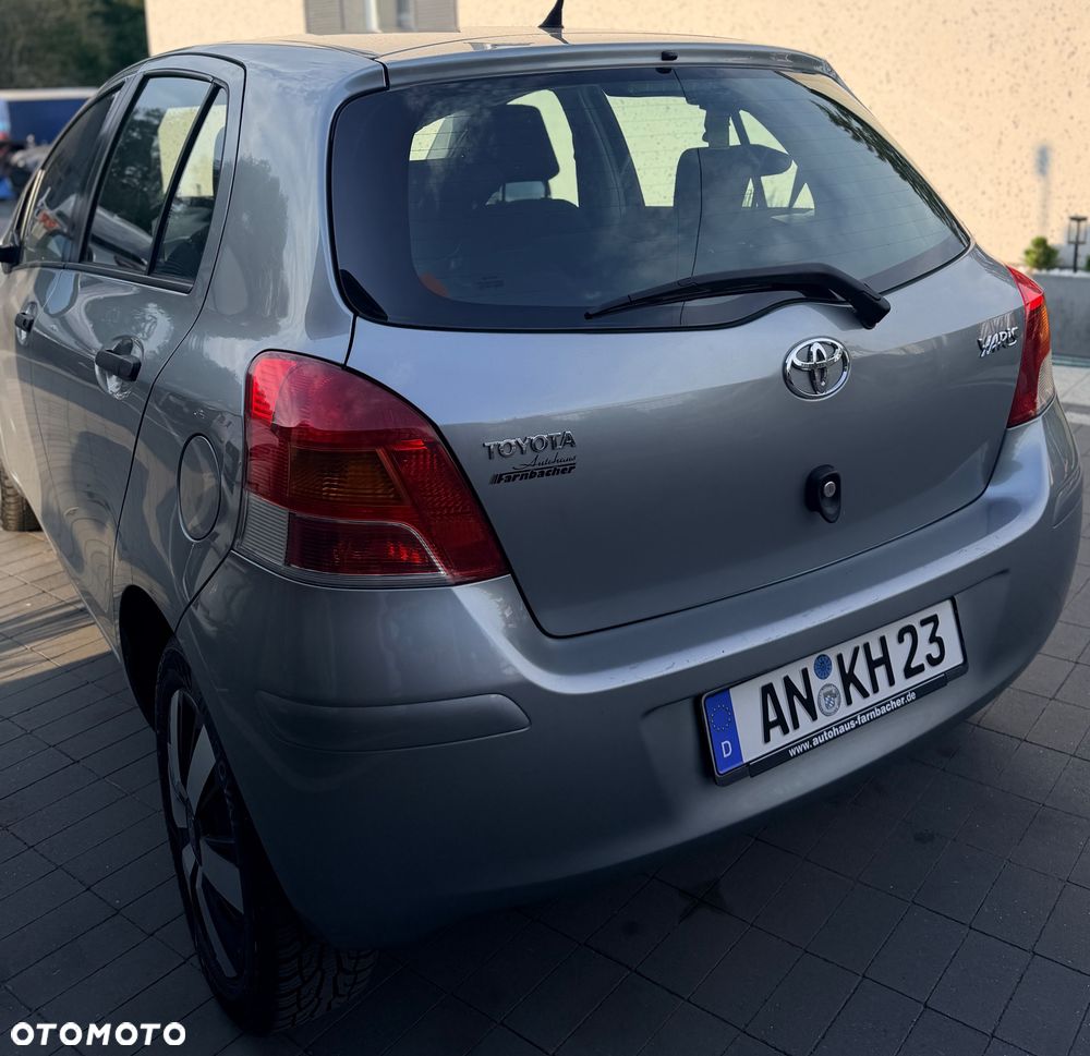 Toyota Yaris 1.0 VVT-i Cool Edition - 23