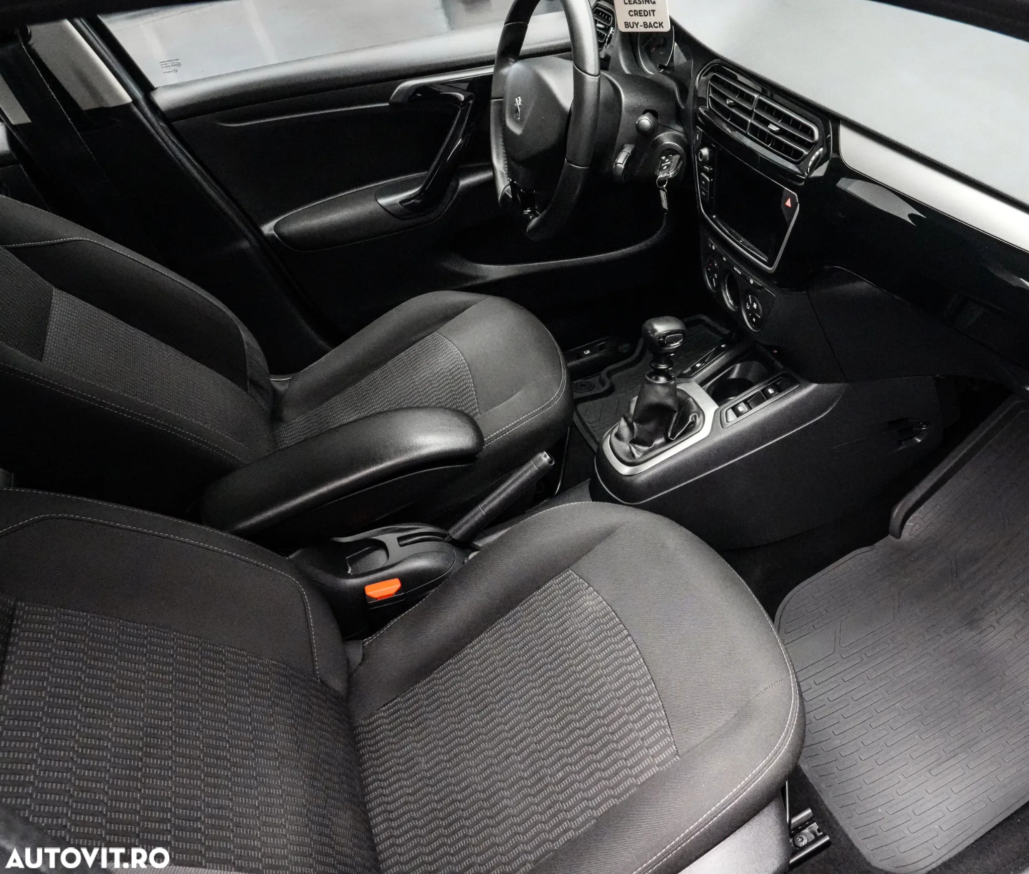 Peugeot 301 1.5 BlueHDI FAP Allure - 12