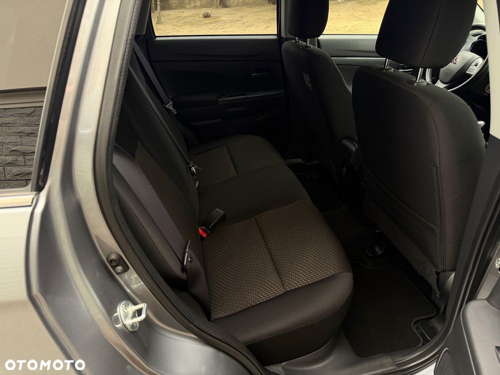 Mitsubishi ASX 1.8 DI-D 2WD Intense - 24