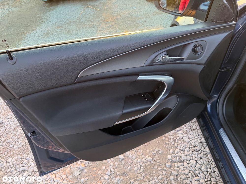 Opel Insignia 2.0 Turbo Edition - 29