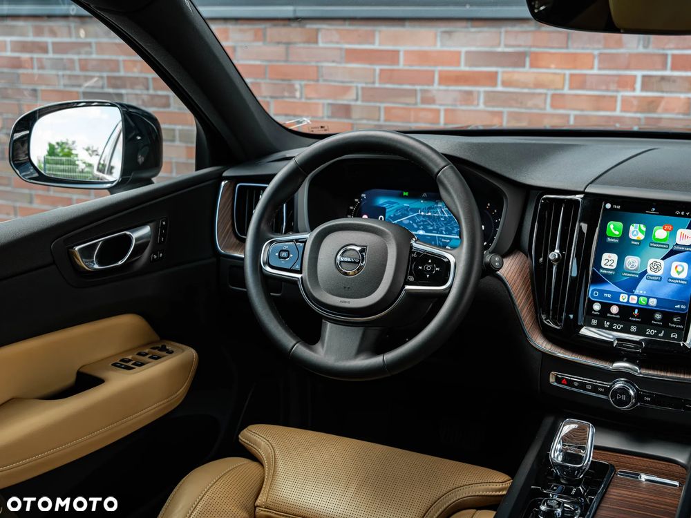 Volvo XC 60 B4 D AWD Ultimate Bright - 31