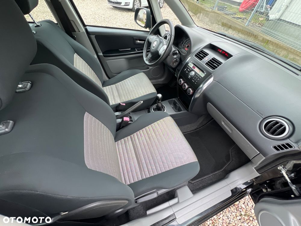 Suzuki SX4 1.6 VVT 4x2 Comfort - 19