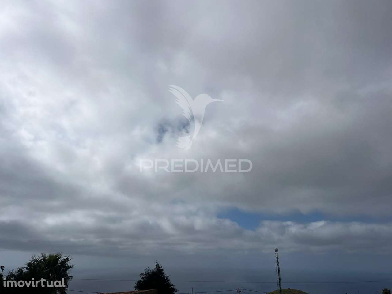 Moradia e Palheiro para Recuperação na P. Pargo junto ao campo de g... - Grande imagem: 5/16