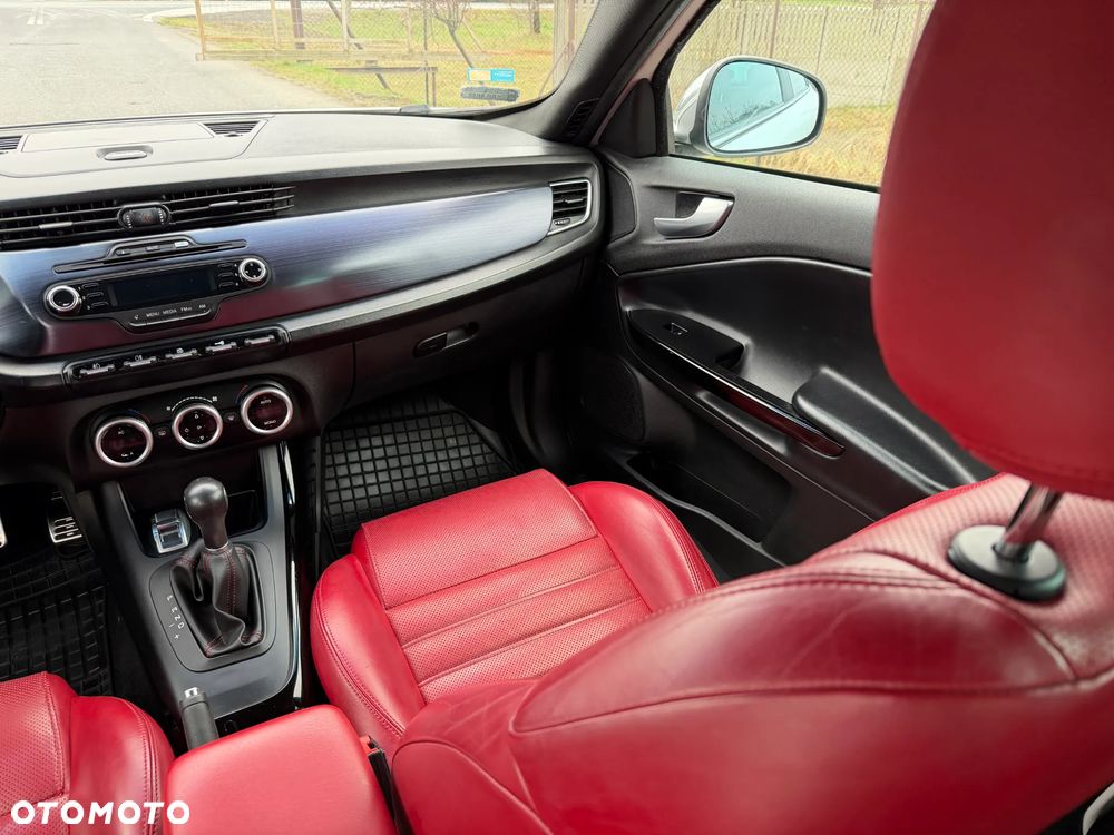 Alfa Romeo Giulietta 1.4 TB MultiAir Distinctive TCT - 19