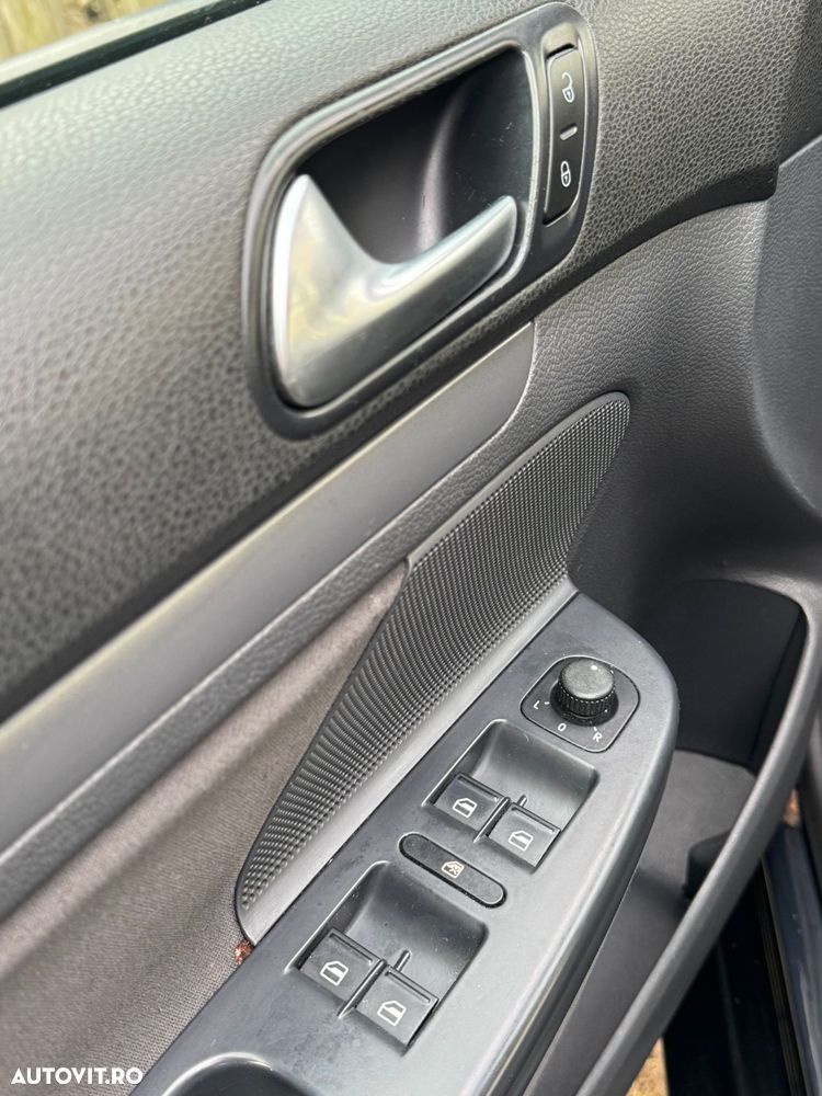 Volkswagen Golf 1.9 TDI DPF Edition - 10