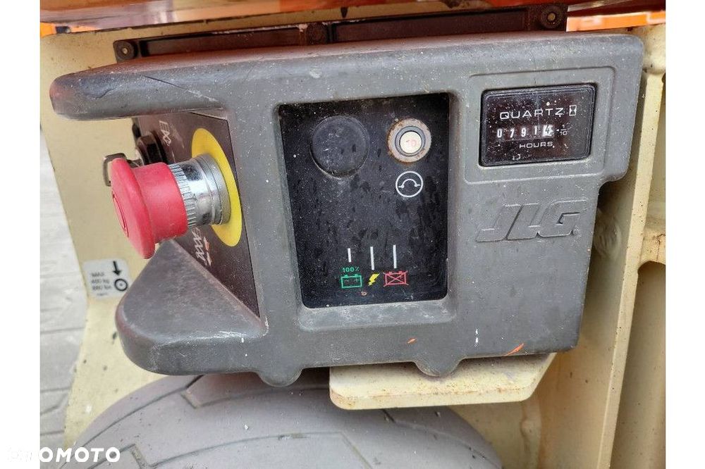 JLG 1230 ES - 10