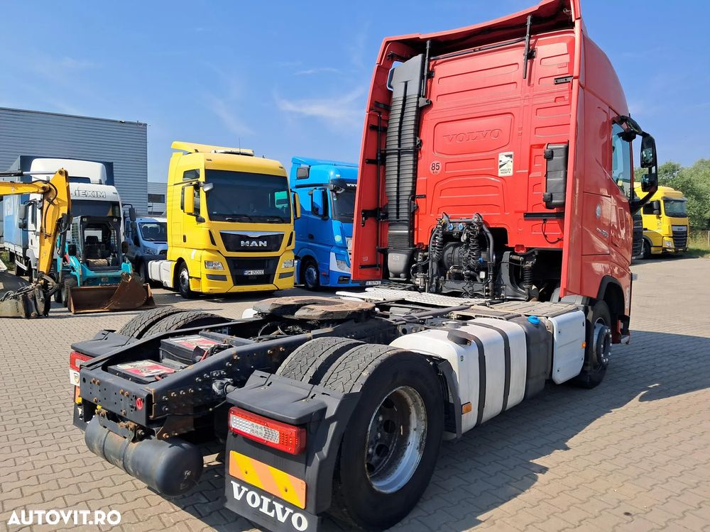 Volvo FH 460 GLOBETROTTER 470CP AUTOMAT EURO 6 - 4