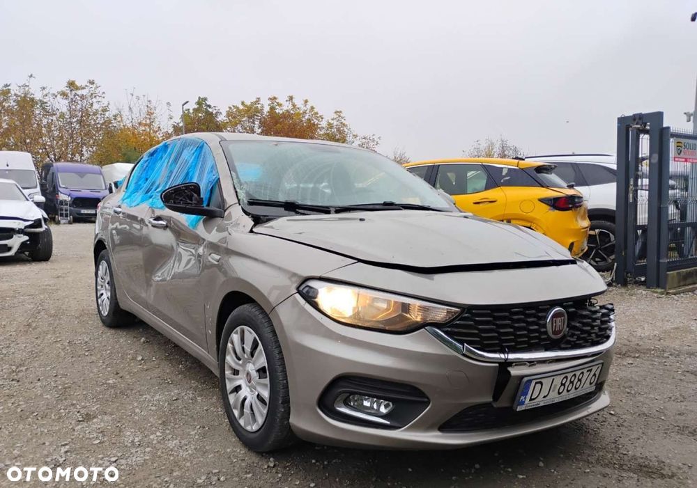 Fiat Tipo - 1