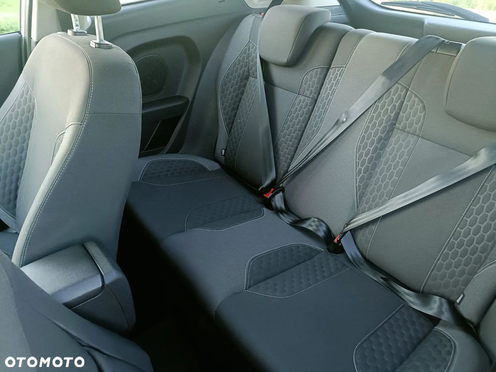 Ford Fiesta - 9