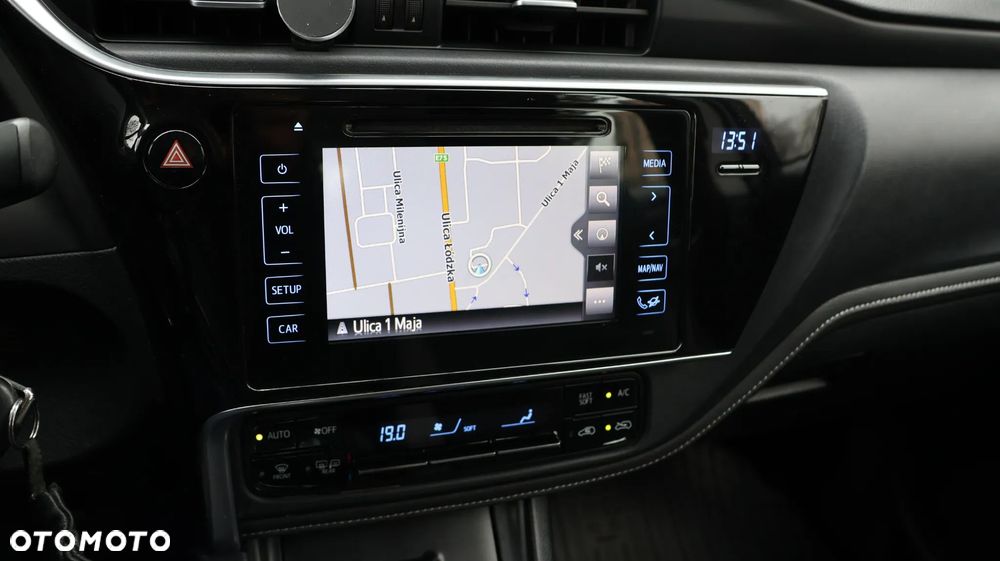 Toyota Auris 1.4 D-4D Premium Comfort - 15