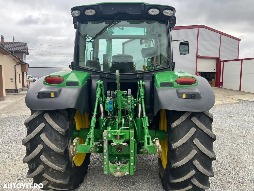 John Deere 6125R - 3