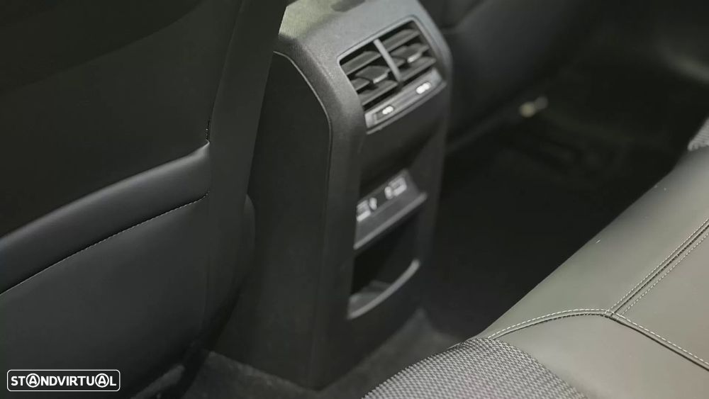 Peugeot 308 SW 1.6 Hybrid Allure e-EAT8 - 14