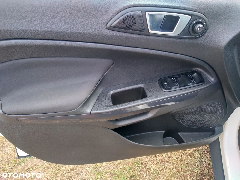 Ford EcoSport 1.0 EcoBoost TREND - 12