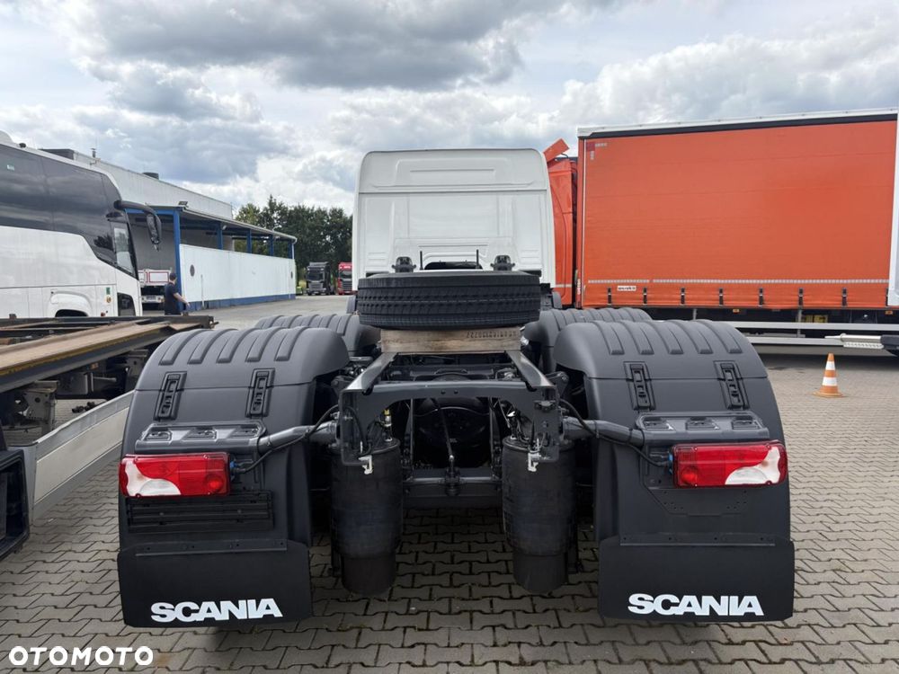 Scania L 340 B6x2*4NB - 10