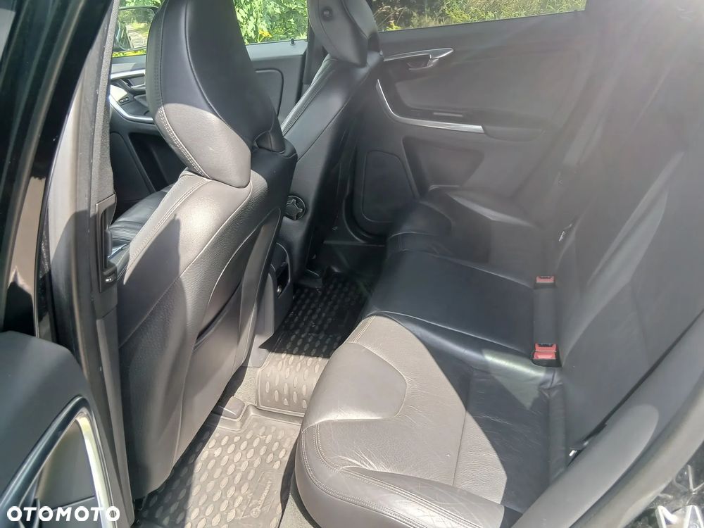 Volvo XC 60 D3 Summum - 9