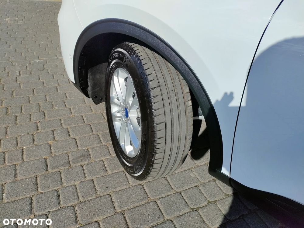 Ford Kuga 2.0 EcoBlue 4x4 TITANIUM - 7