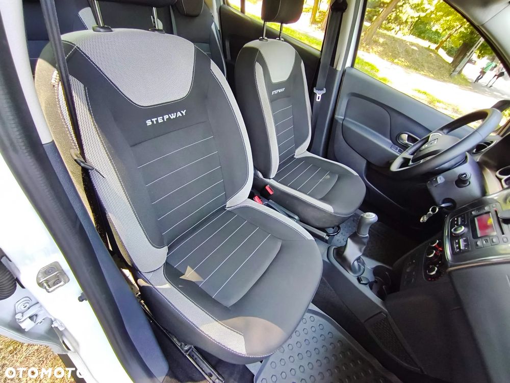 Dacia Sandero Stepway 0.9 TCe Laureate S&S EU6 - 8