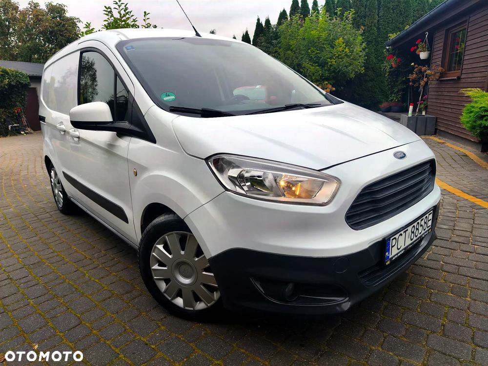 Ford Transit Courier Basis - 18