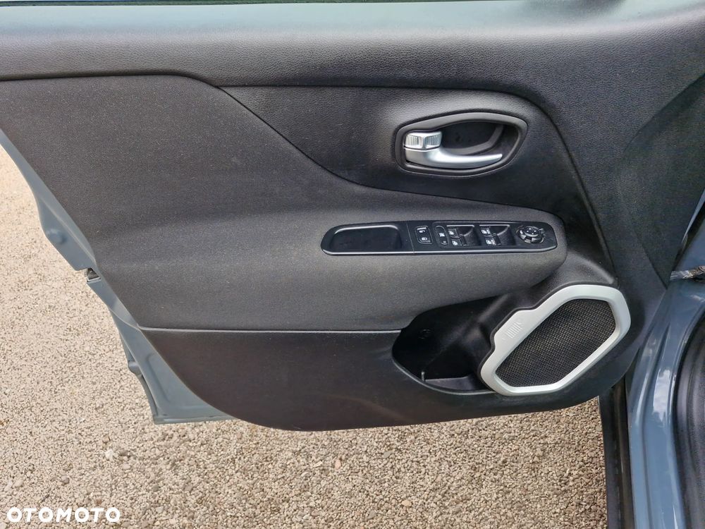 Jeep Renegade 1.4 MultiAir Longitude FWD S&S - 33