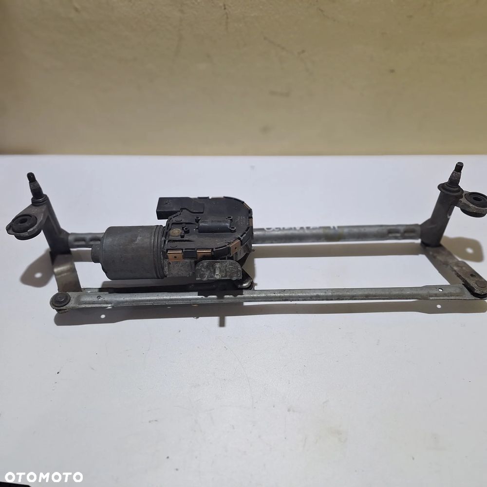 ,MECHANIZM SILNICZEK WYCIERACZKI OCTAVI II - 5