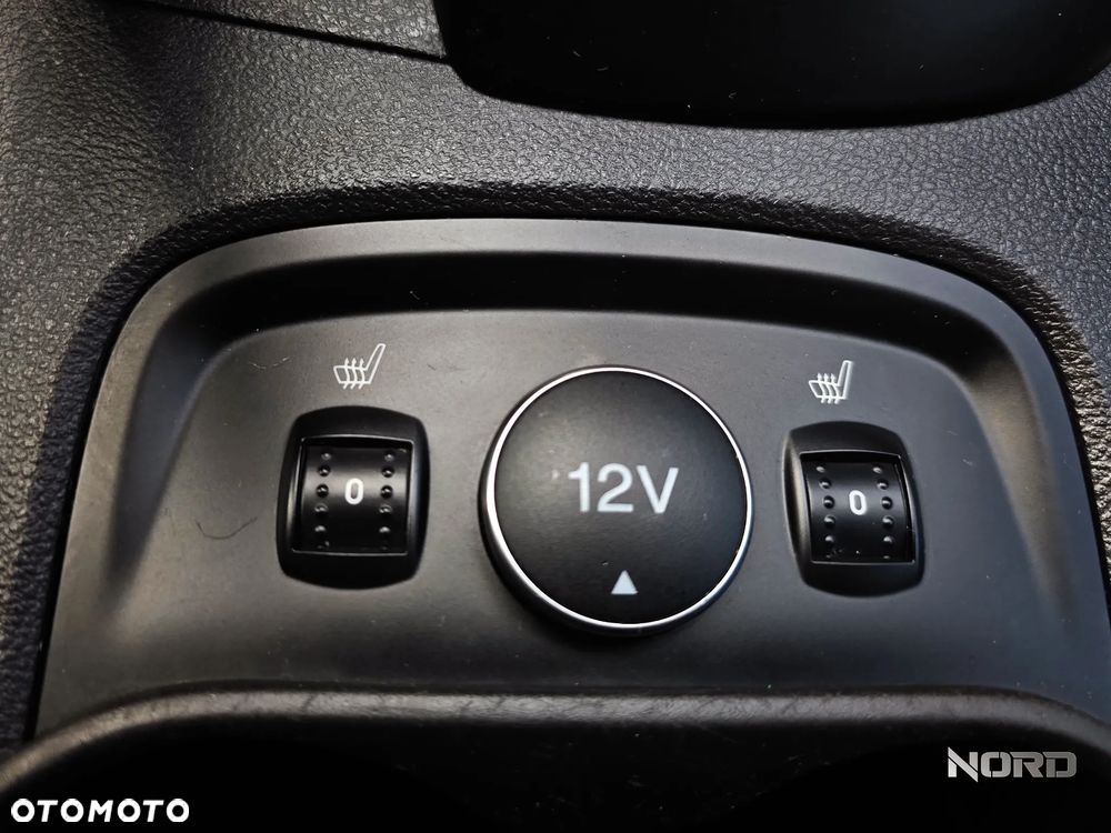 Ford Focus 1.0 EcoBoost STart-Stopp-System TITANIUM - 23