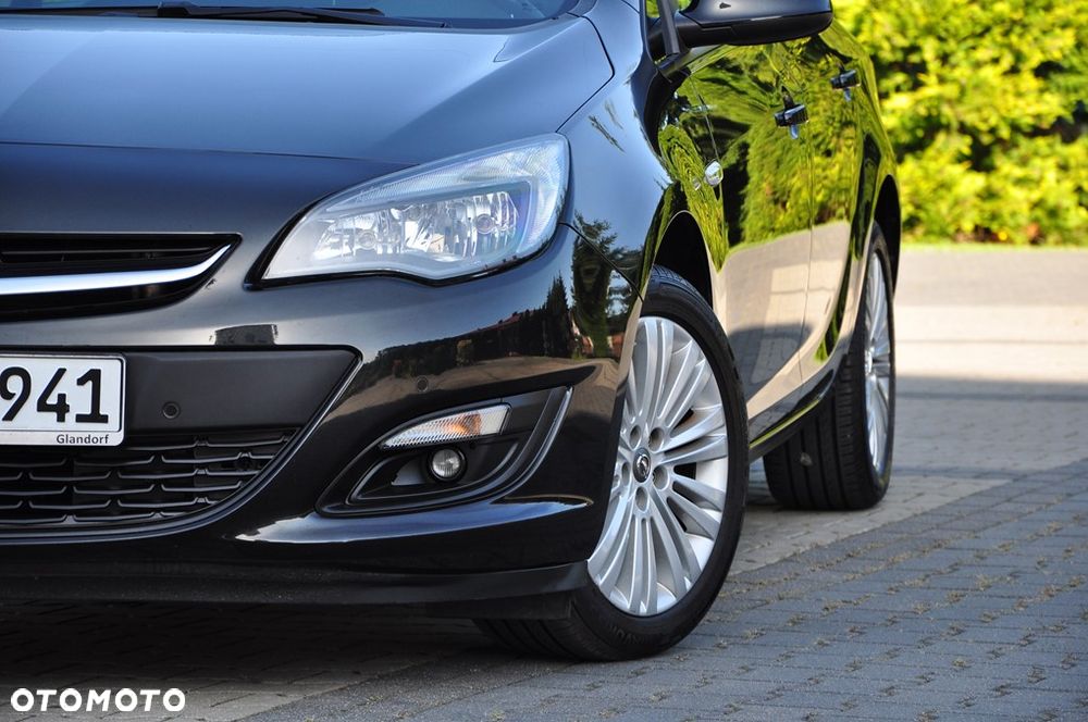 Opel Astra 1.4 Turbo Cosmo - 6