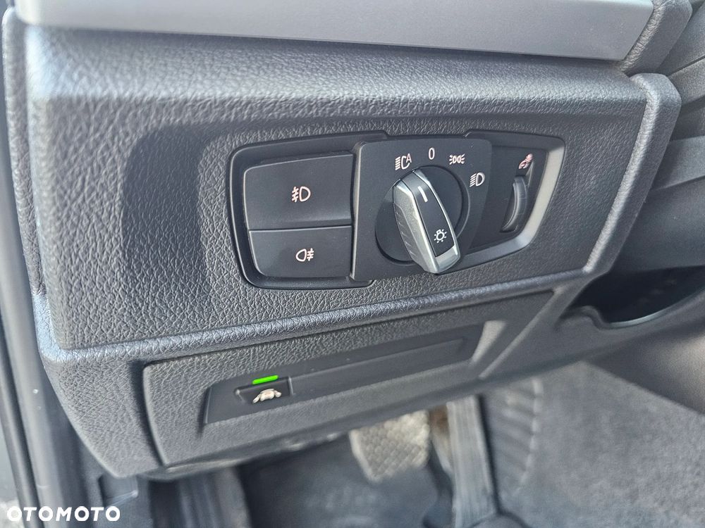 BMW Seria 1 120d Sport-Aut Urban Line - 25