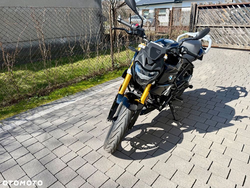 BMW G - 2