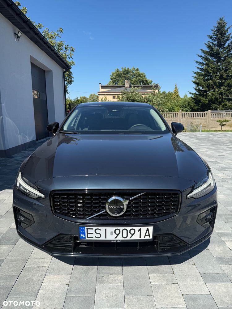 Volvo S60 B5 B AWD R-Design - 3