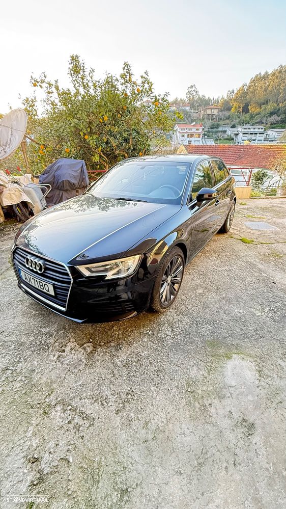 Audi A3 Sportback 2.0 TDI - 1