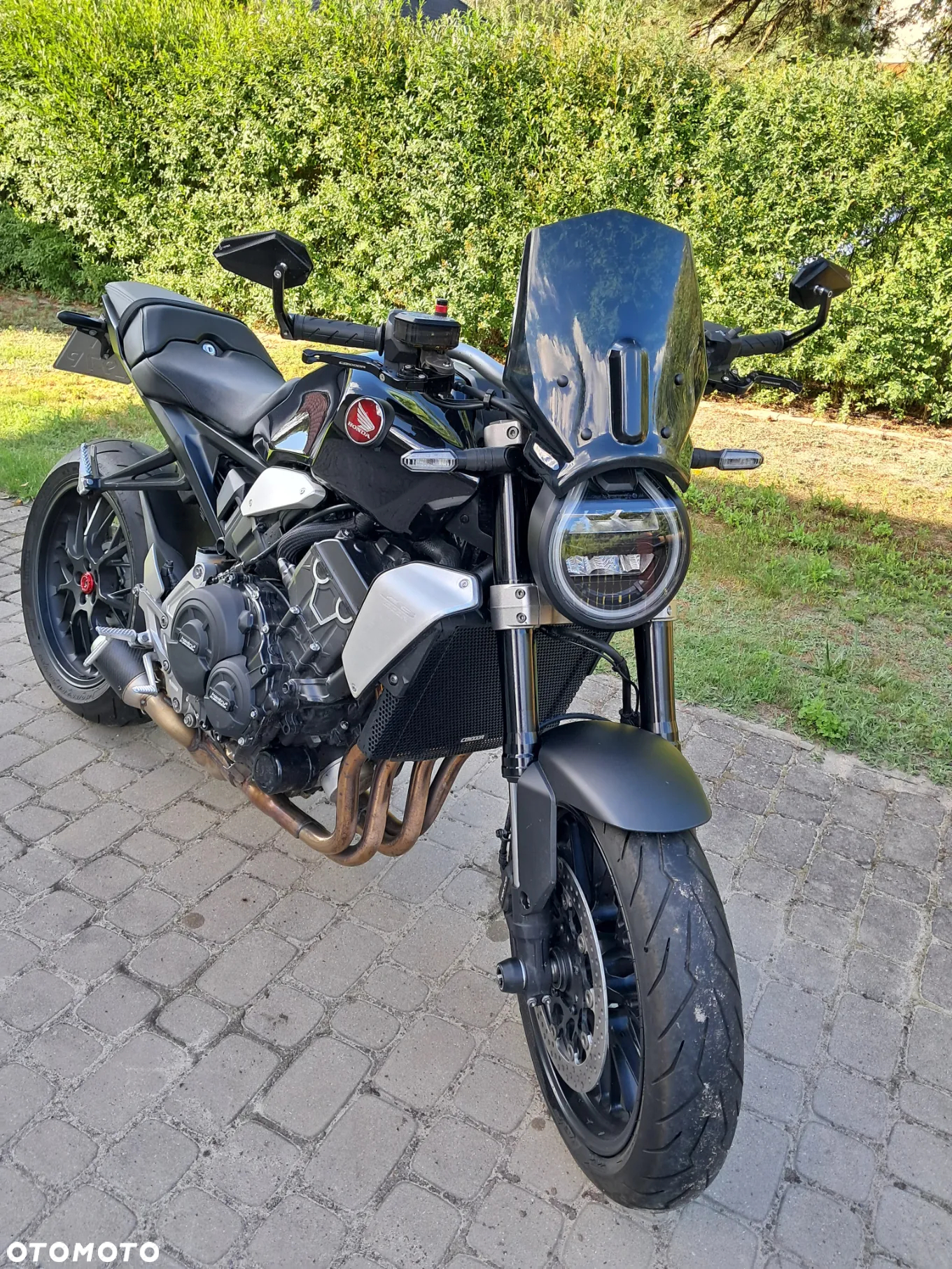Honda CB - 9