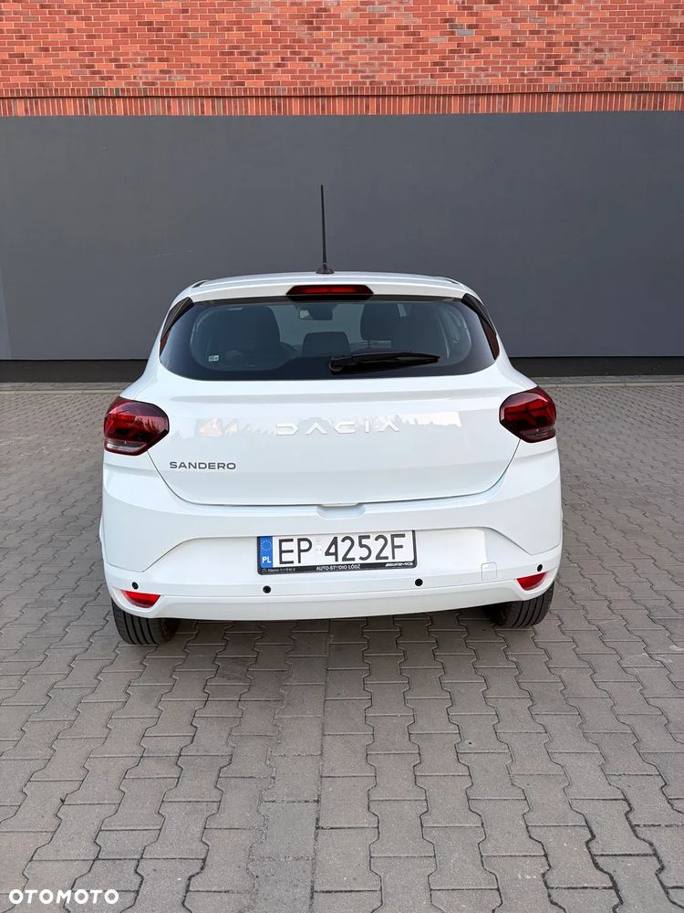 Dacia Sandero - 5