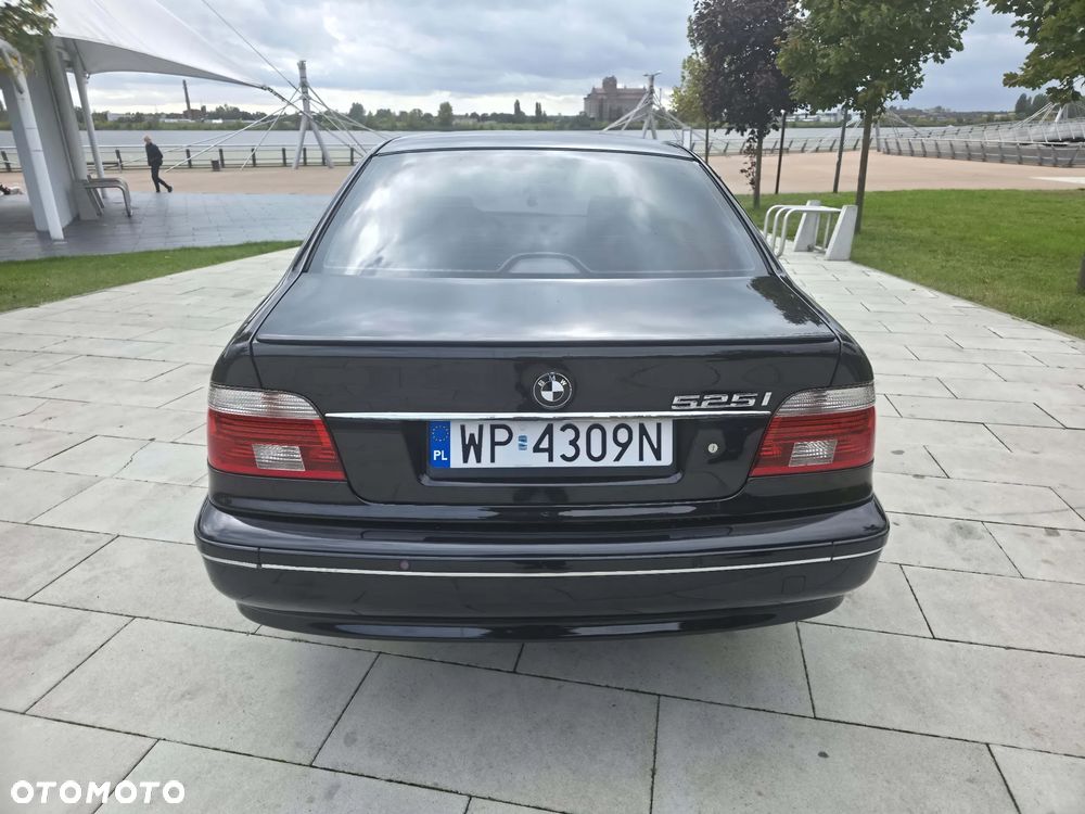 BMW Seria 5 525i - 5